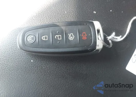 2013 Ford Escape Titanium z USA, uszkodzony, nr VIN 1FMCU9J94DUB30165